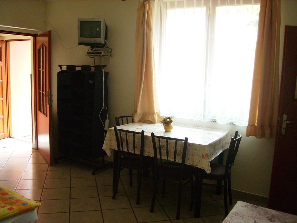 Bungalovy Natura Trávnica Oda fotoğraf